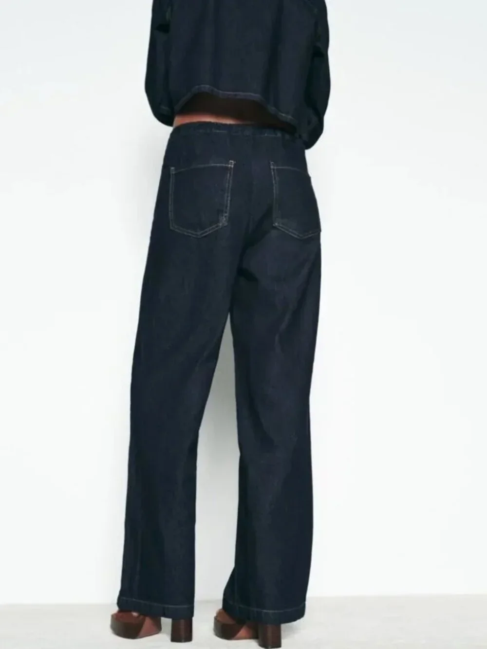 Zara Dark Wash Wide Leg Denim Pants – Size [ 10 ] - Picture 3 of 4